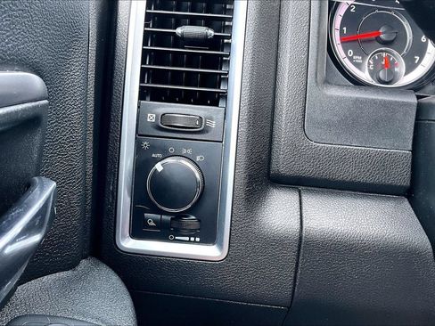 Used 2021 RAM 1500 Warlock AWD/4WD image 25