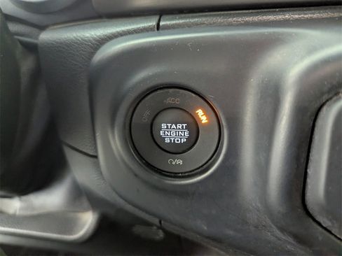 Certified 2021 Jeep Wrangler Sport image 24