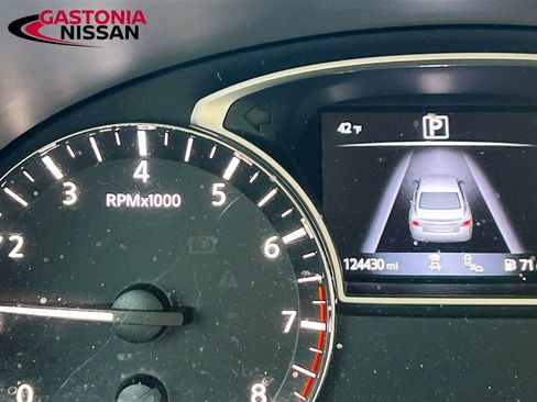 Used 2018 Nissan Altima 2.5 SV w/ 2.5 SV Technology Package image 15