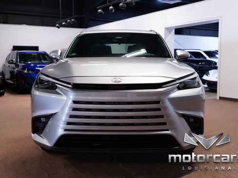 Used 2024 Lexus TX 350 FWD w/ Technology Package image 2