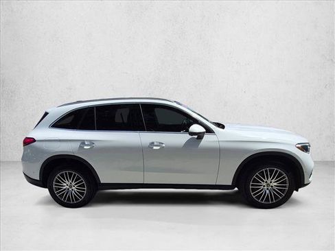 Certified 2026 Mercedes-Benz GLC 300 4MATIC image 4