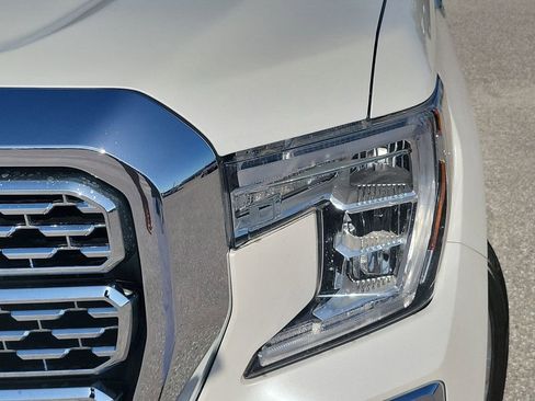 Used 2020 GMC Sierra 1500 Denali w/ Denali Ultimate Package image 16