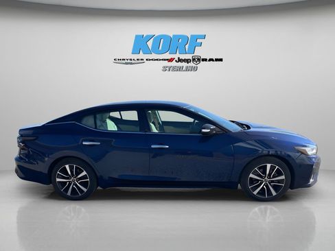 Used 2021 Nissan Maxima 3.5 SV w/ Floor Mat Group image 4