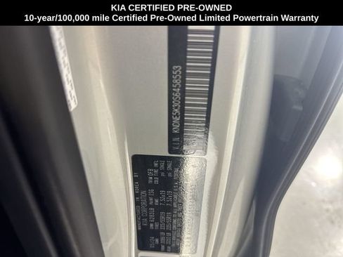 Certified 2025 Kia Carnival SX Prestige FWD image 37