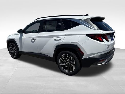 New 2026 Hyundai Tucson SEL Plus FWD image 3