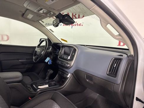 Used 2021 Chevrolet Colorado Z71 w/ Safety Package image 17