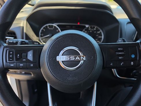 Used 2024 Nissan Rogue SV AWD/4WD image 26