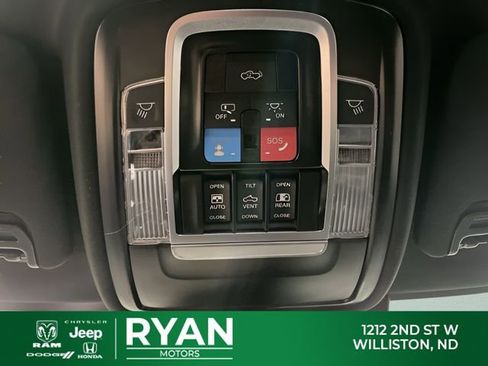 New 2026 RAM 2500 Laramie AWD/4WD image 47