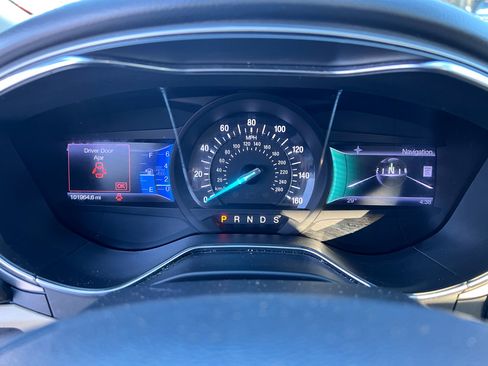 Used 2013 Ford Fusion SE image 11