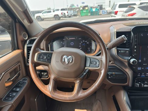 Used 2023 RAM 3500 Limited AWD/4WD image 25