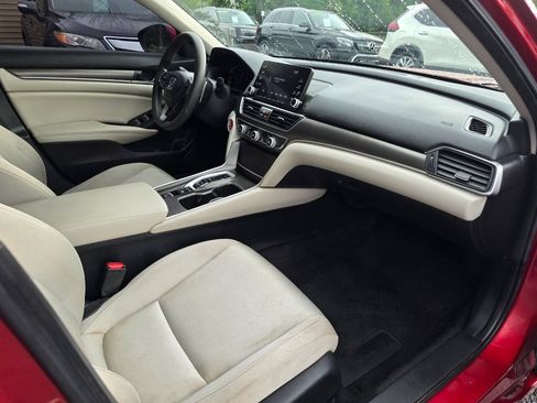 Used 2020 Honda Accord Hybrid image 29
