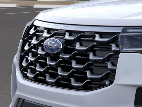 New 2026 Ford Explorer Platinum w/ LUX Leather Package image 10