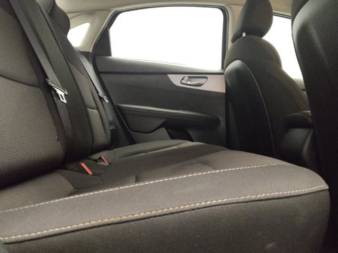 Used 2023 Kia Forte LXS FWD image 19