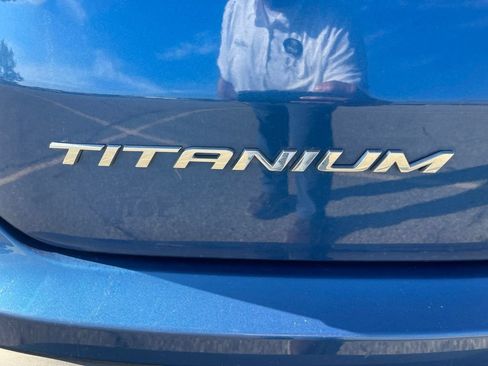 Used 2022 Ford Edge Titanium w/ Equipment Group 301A AWD/4WD image 24