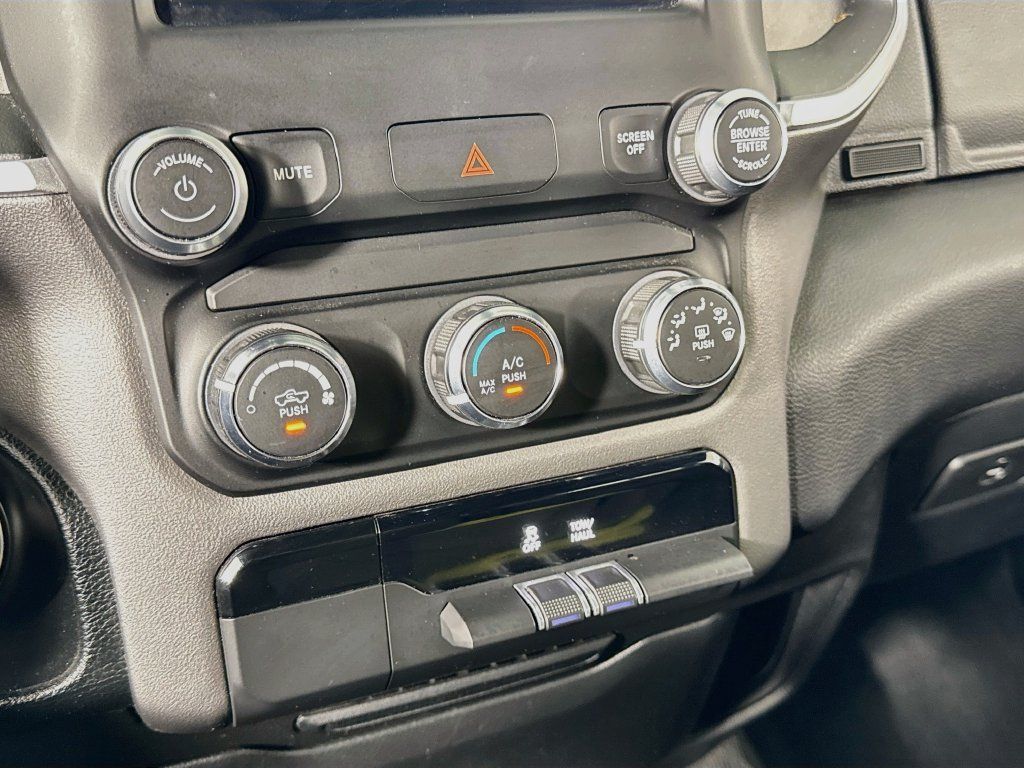 Used 2021 RAM 1500 Big Horn RWD image 18