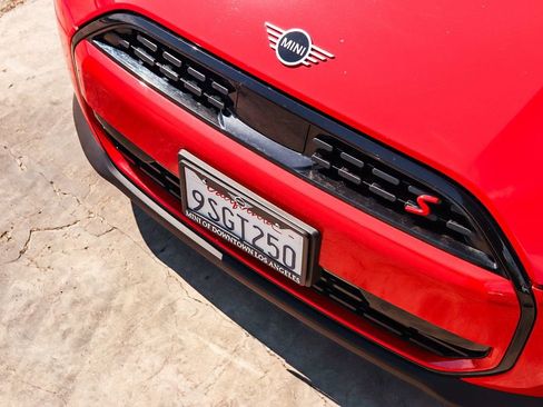 Used 2025 MINI Cooper S FWD image 11