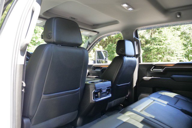 Used 2024 GMC Sierra 2500 Denali AWD/4WD image 31