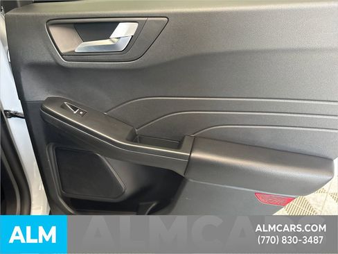 Used 2025 Ford Escape ST-Line image 19