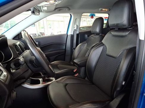 Used 2018 Jeep Compass Latitude w/ Popular Equipment Group FWD image 12