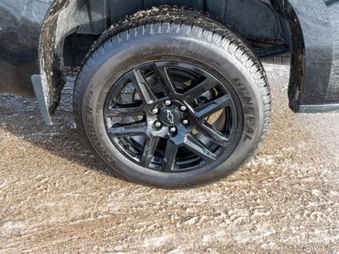Used 2023 Chevrolet Silverado 1500 RST image 12