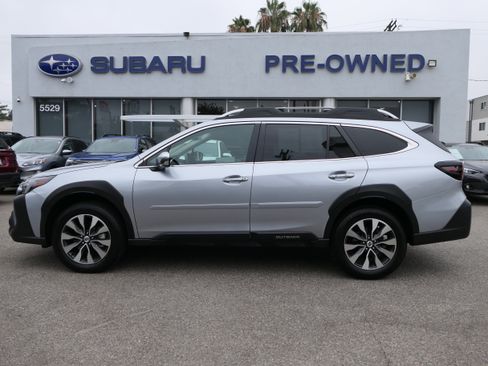 Certified 2025 Subaru Outback Touring AWD/4WD image 2