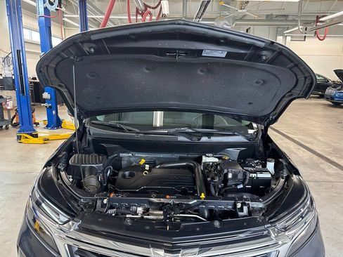 Used 2023 Chevrolet Equinox LT AWD/4WD image 29