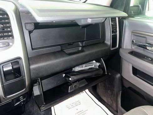 Used 2018 RAM 1500 Outdoorsman AWD/4WD image 29