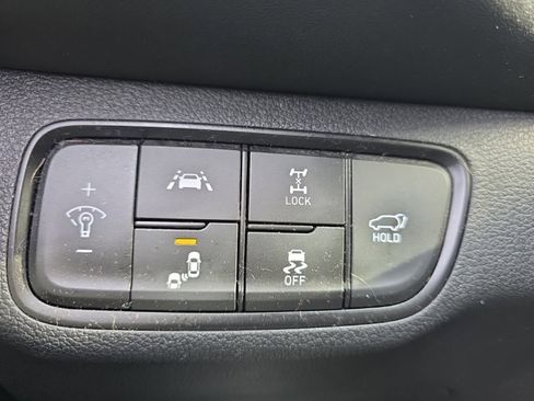 Used 2020 Hyundai Santa Fe SEL w/ Convenience Package image 24