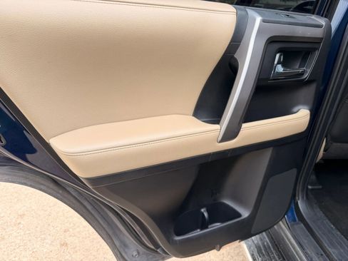 Used 2018 Toyota 4Runner SR5 image 11