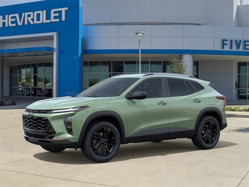 New 2026 Chevrolet Trax ACTIV image 2