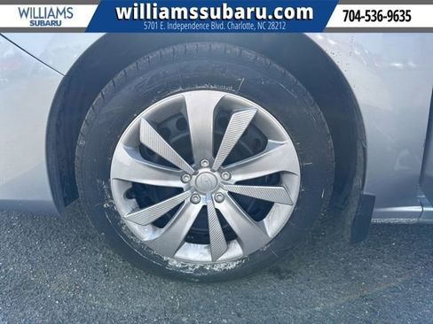 Used 2017 Subaru Impreza 2.0i image 16