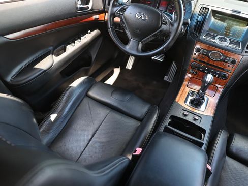 Used 2009 INFINITI G37 Journey w/ Premium Pkg image 20