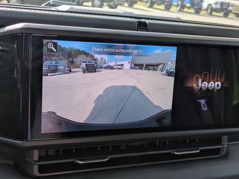 New 2026 Jeep Gladiator Sport image 21