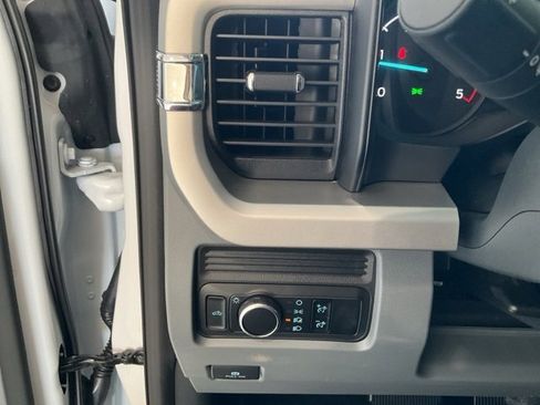 Used 2025 Ford F250 XL w/ XL Driver Assist Package image 8