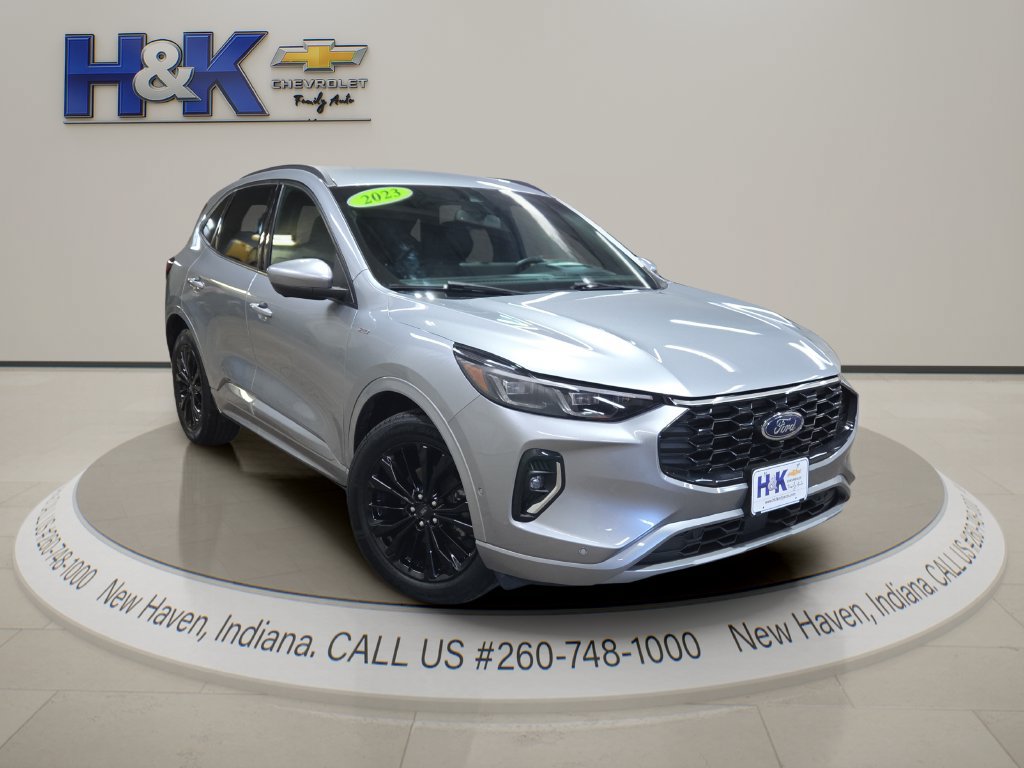 Used 2023 Ford Escape ST-Line Elite w/ Premium Technology Package AWD/4WD image 1