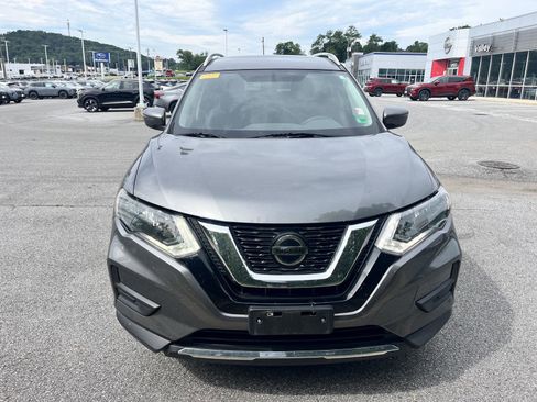 Used 2018 Nissan Rogue S w/ S Value Package AWD/4WD image 2