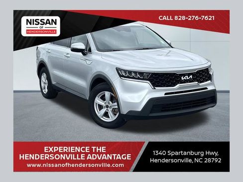 Used 2022 Kia Sorento LX FWD image 1
