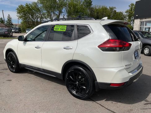 Used 2017 Nissan Rogue SV w/ Midnight Edition Package AWD/4WD image 4