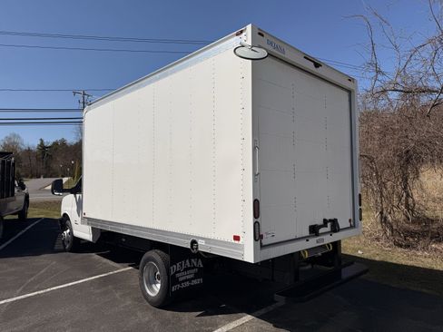 New 2025 GMC Savana 4500 w/ Power Convenience Package image 5