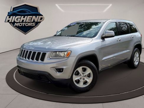 Used 2016 Jeep Grand Cherokee Laredo RWD image 2