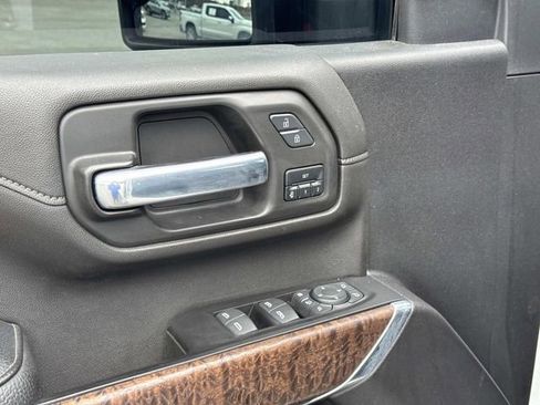 Used 2022 GMC Sierra 2500 Denali image 25