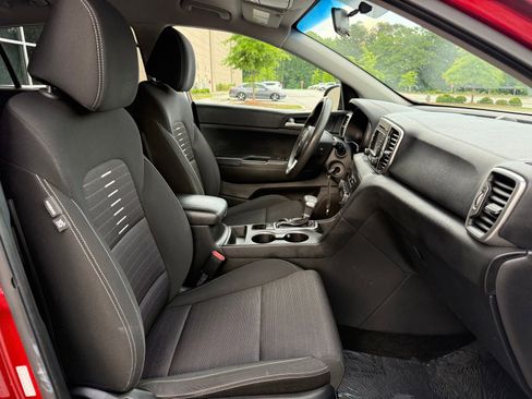 Used 2018 Kia Sportage LX FWD image 34