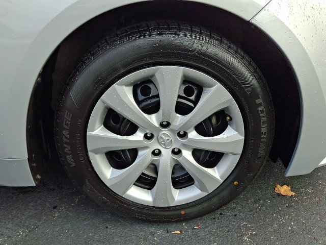 Used 2024 Toyota Corolla LE FWD image 8