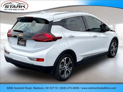 Used 2021 Chevrolet Bolt Premier w/ Infotainment Package FWD image 6
