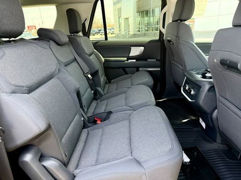 New 2026 Ford Expedition Max Active AWD/4WD image 10