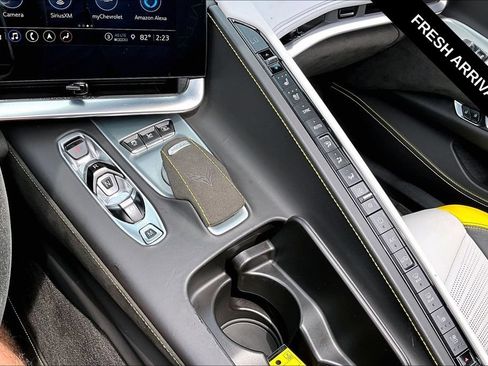 Used 2022 Chevrolet Corvette Stingray Premium Conv w/ Z51 Performance Package RWD image 14