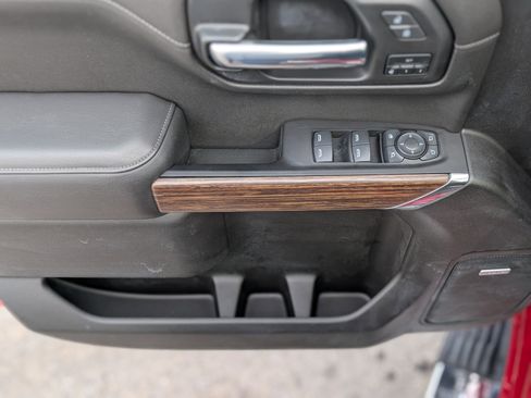 Used 2022 Chevrolet Silverado 1500 High Country image 30