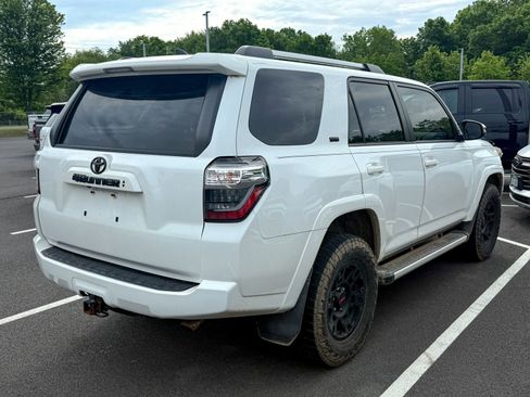 Used 2021 Toyota 4Runner SR5 Premium w/ Moonroof Package AWD/4WD image 7