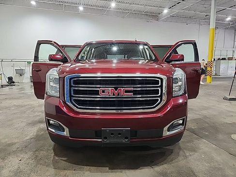 Used 2017 GMC Yukon SLE w/ SLE Value Package AWD/4WD image 27