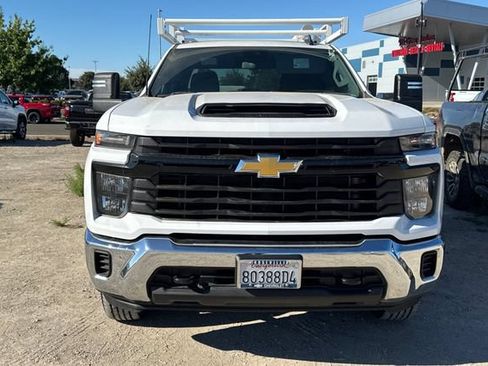 Used 2024 Chevrolet Silverado 2500 W/T w/ WT Convenience Package RWD image 3